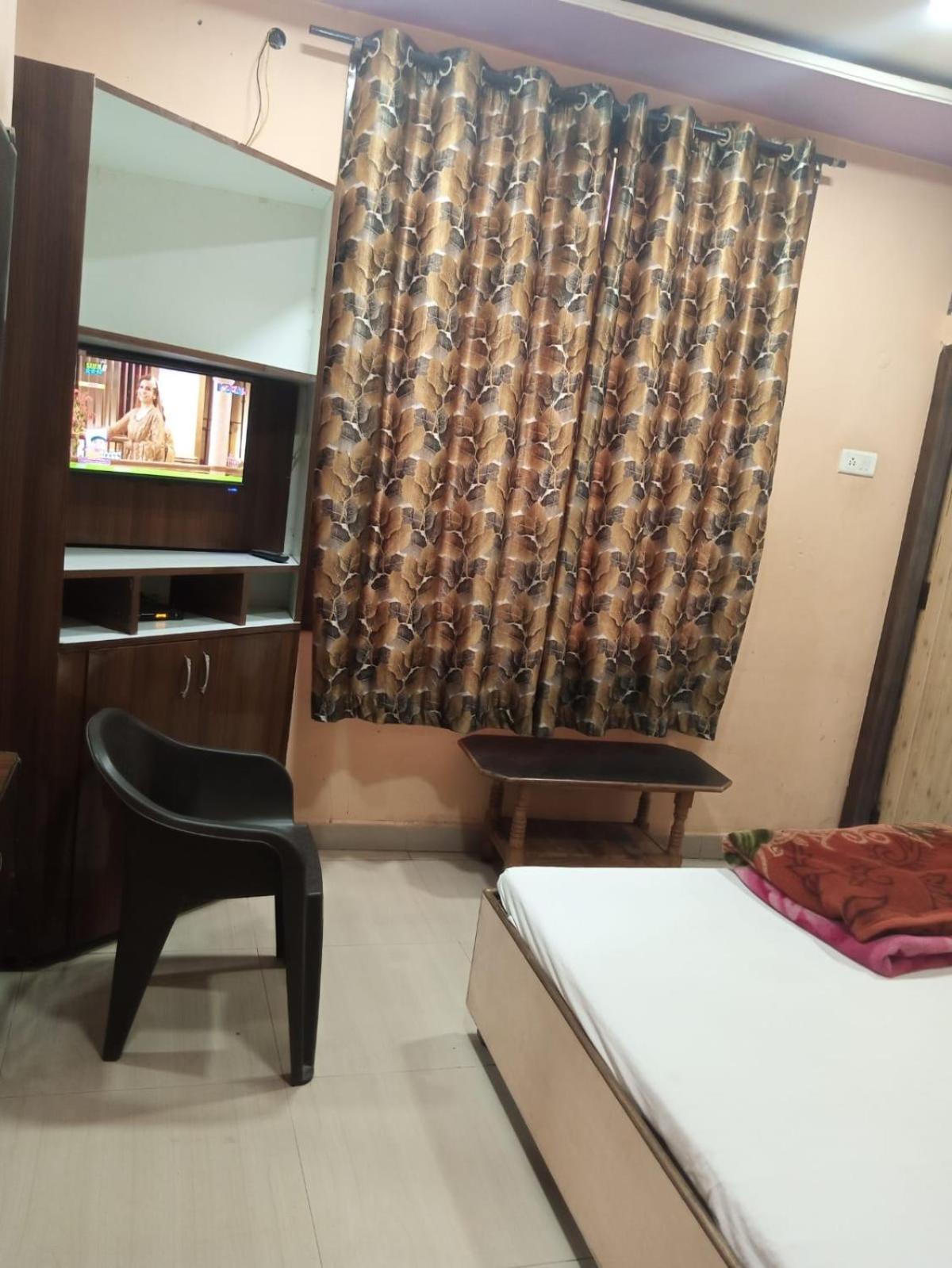 Hotel Thakur Ji Bhopal Extérieur photo