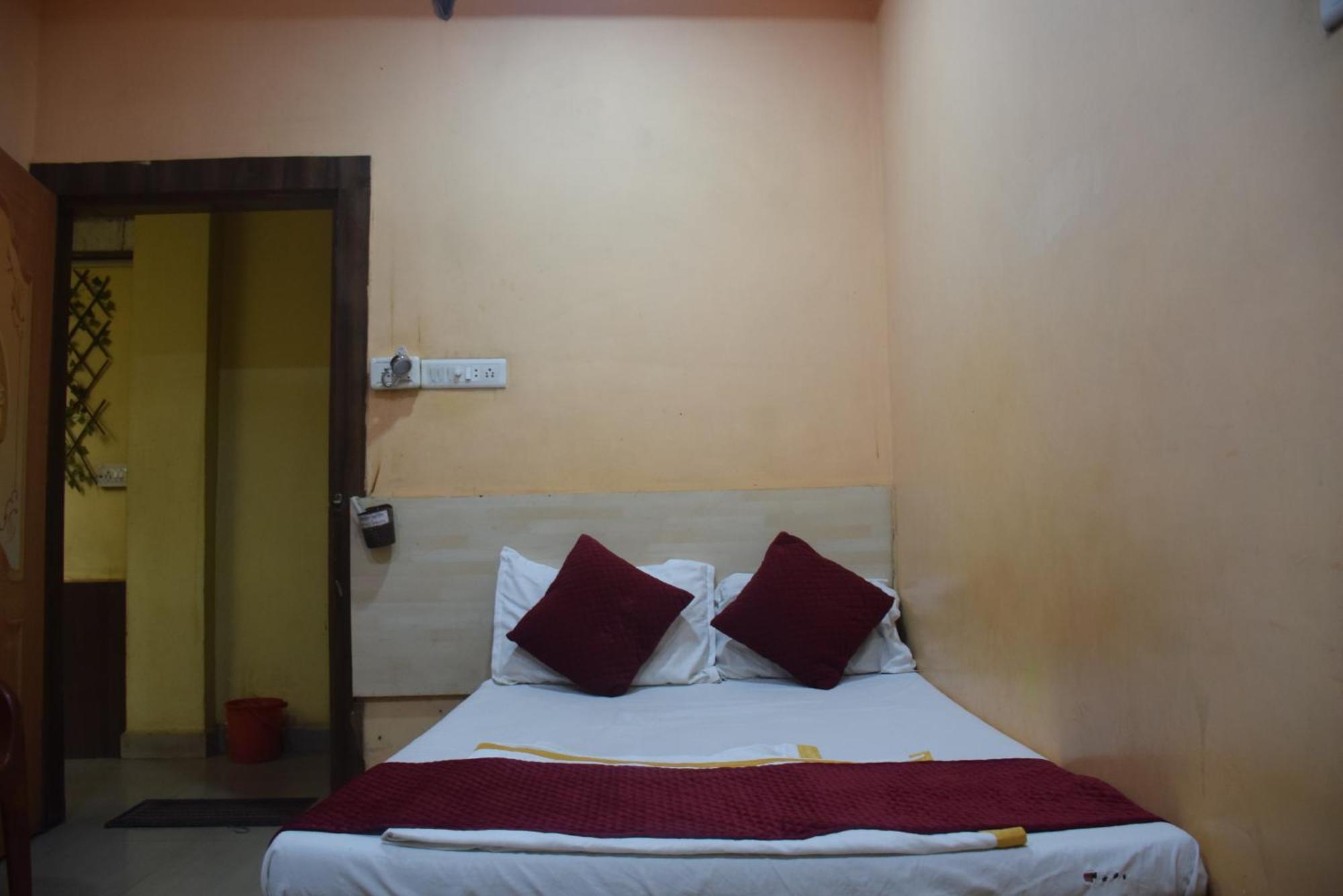Hotel Thakur Ji Bhopal Extérieur photo
