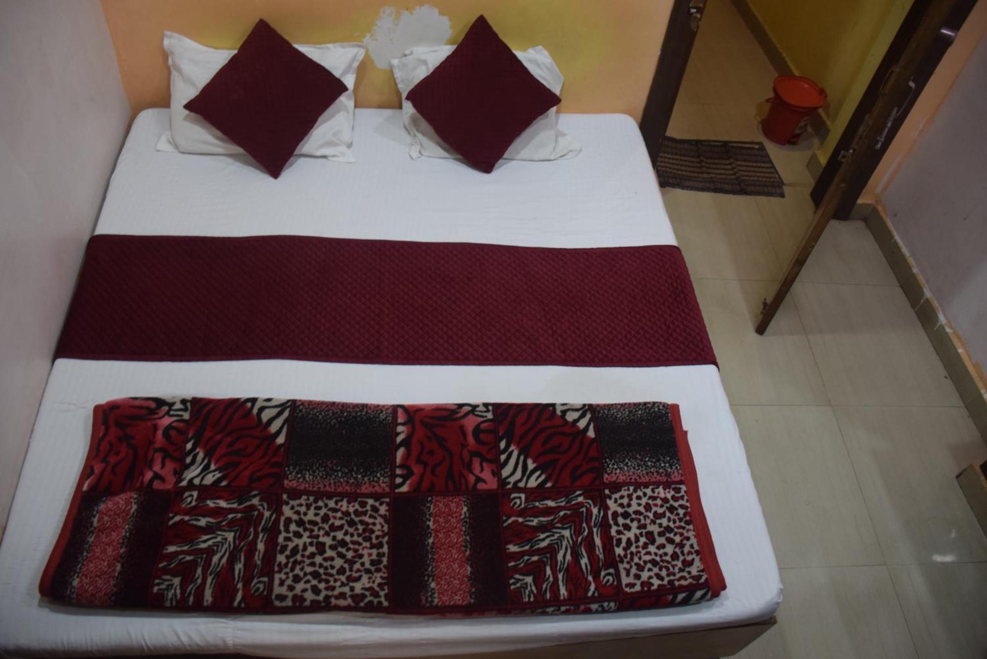 Hotel Thakur Ji Bhopal Extérieur photo