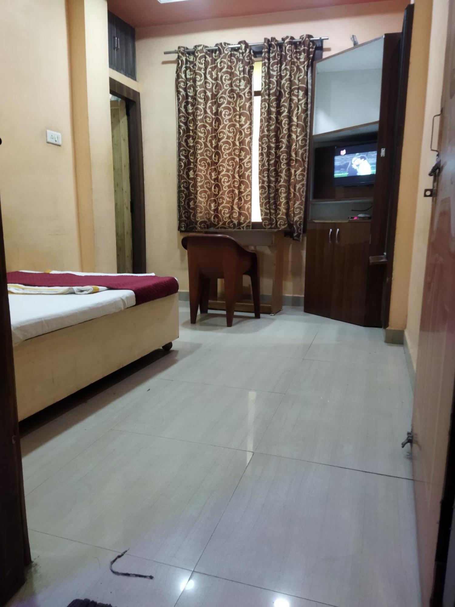Hotel Thakur Ji Bhopal Extérieur photo