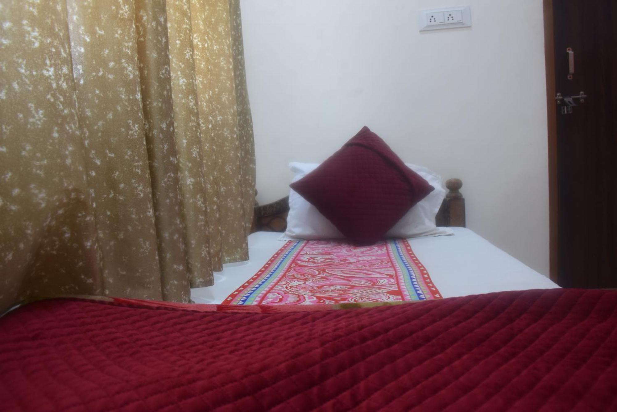 Hotel Thakur Ji Bhopal Extérieur photo