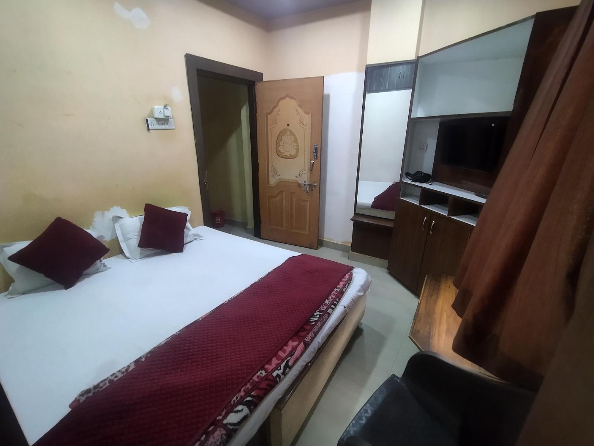 Hotel Thakur Ji Bhopal Extérieur photo