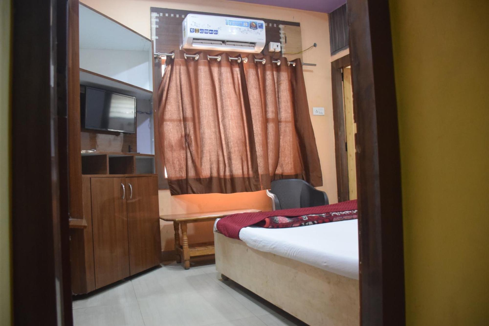 Hotel Thakur Ji Bhopal Extérieur photo