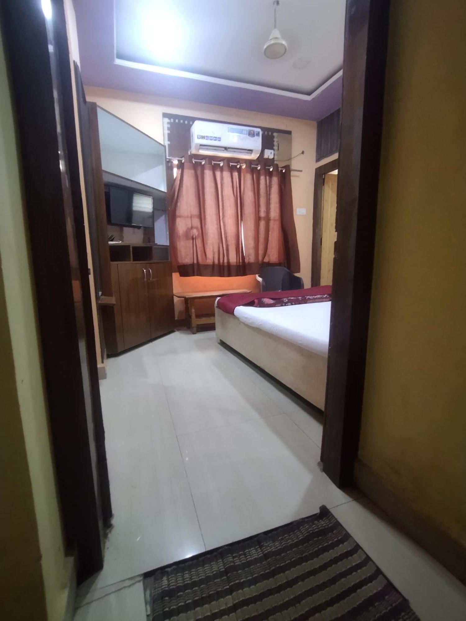 Hotel Thakur Ji Bhopal Extérieur photo