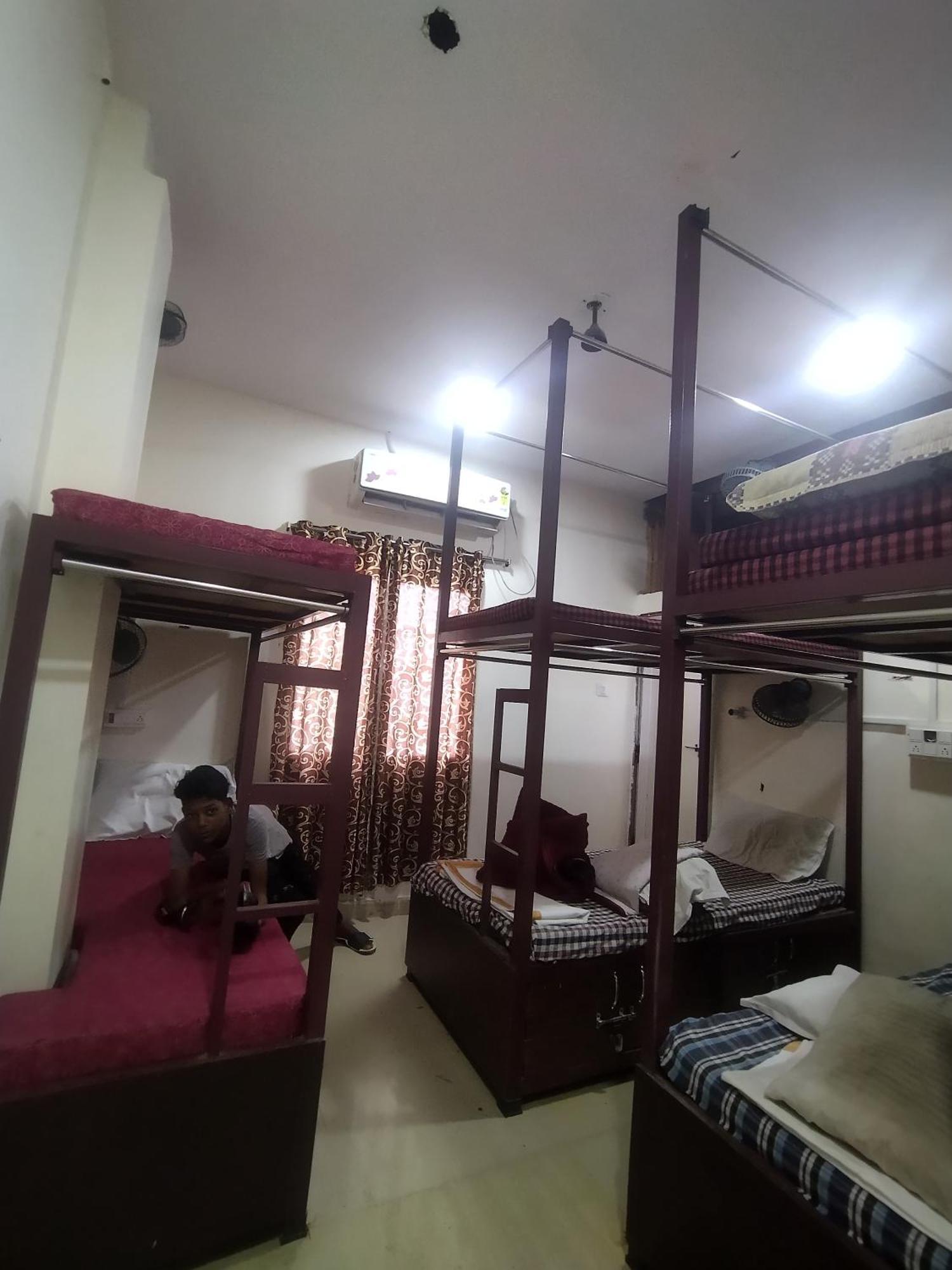 Hotel Thakur Ji Bhopal Extérieur photo