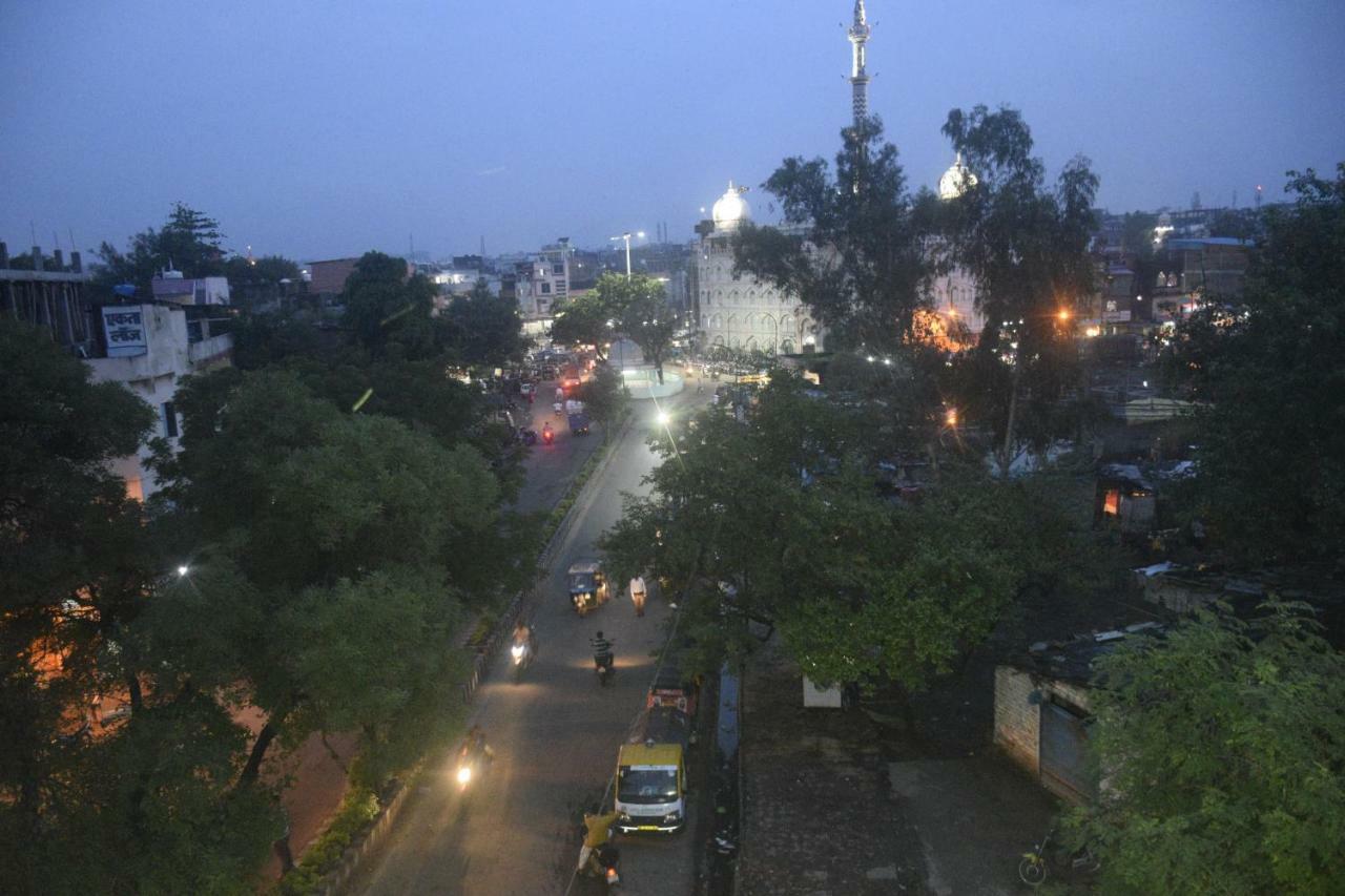 Hotel Thakur Ji Bhopal Extérieur photo